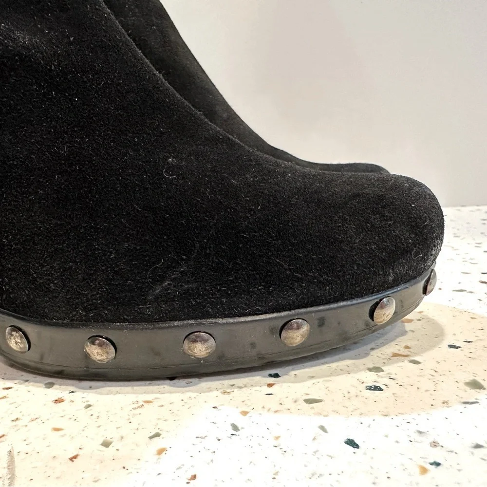 Stuart WEITZMAN‎ Black Suede Heeled Buckle Ankle Bootie